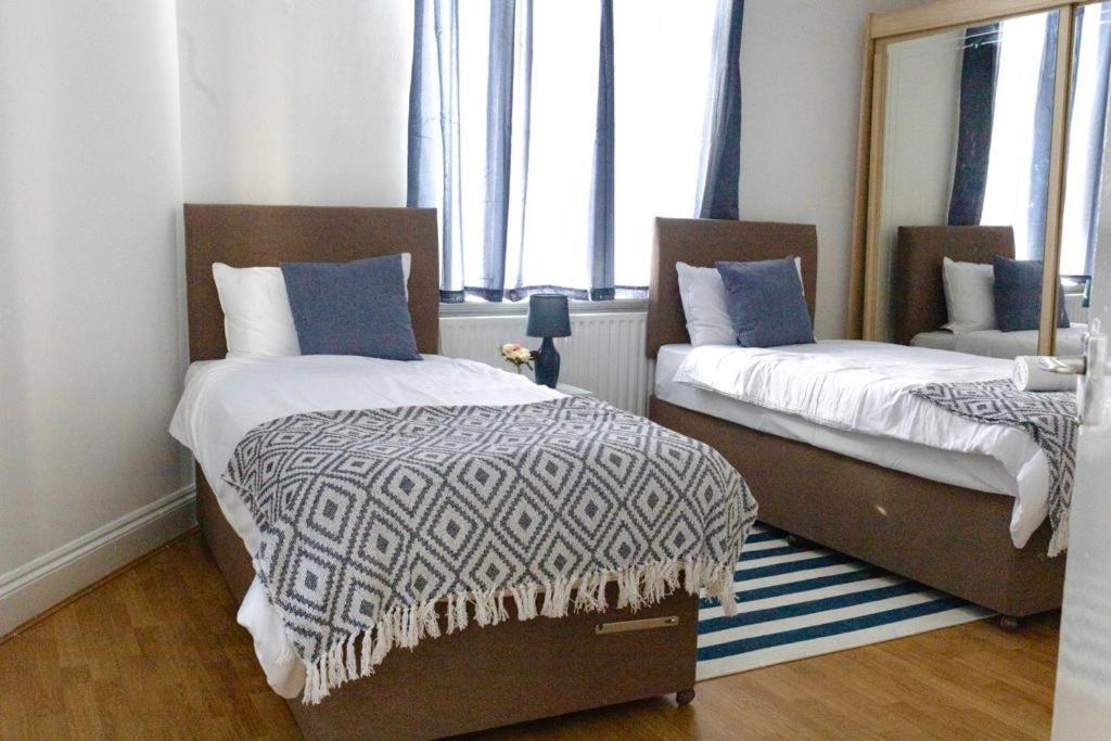 Spacious City Centre 2 Bedroom Apartment - Lt Apartment Leicester Exterior foto